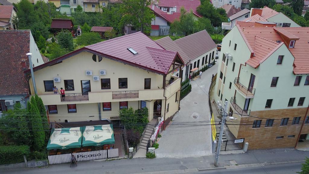 Flowers House Σίμπιου Εξωτερικό φωτογραφία