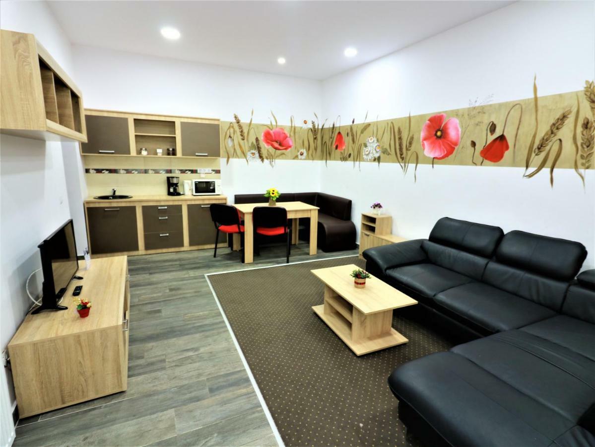 Flowers House Σίμπιου Εξωτερικό φωτογραφία